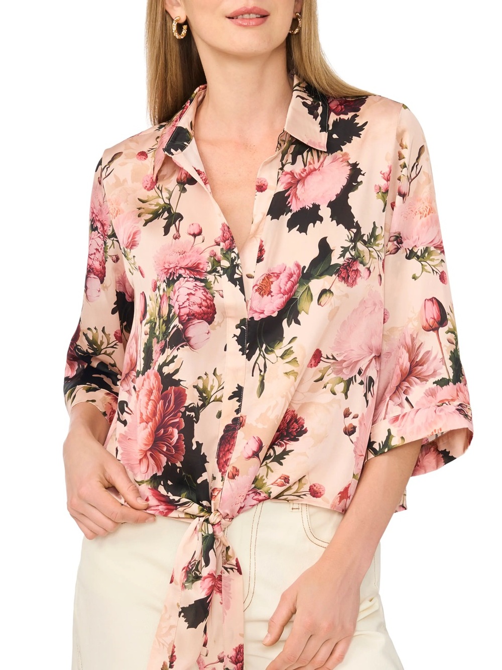 Vince Camuto Floral Tie Front Top
Size small